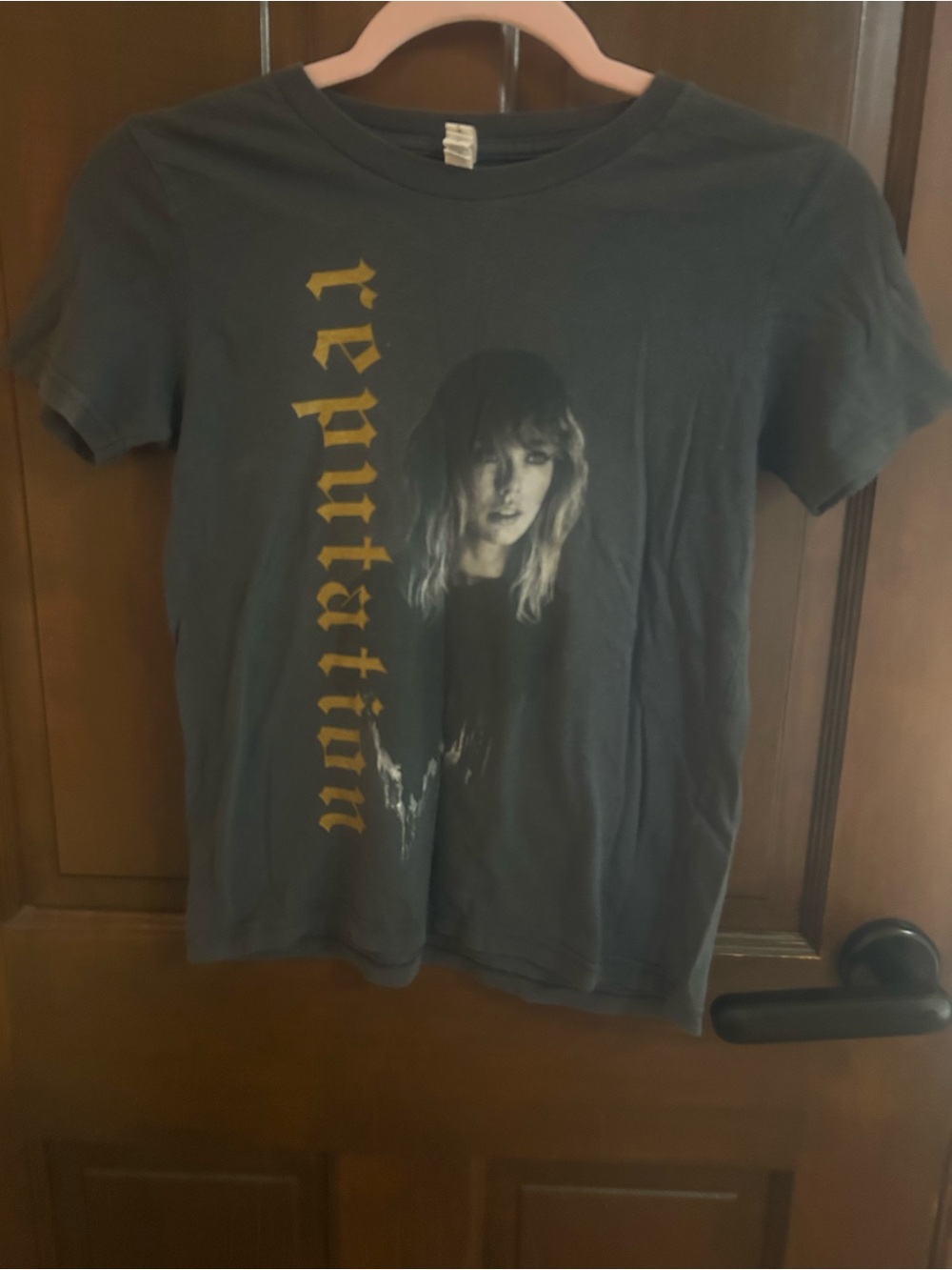 Taylor Swift, reputation tour, youth shirt
